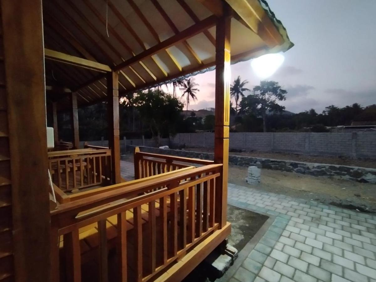 Mandalika Queen Hostel Kuta (Lombok) Exterior foto