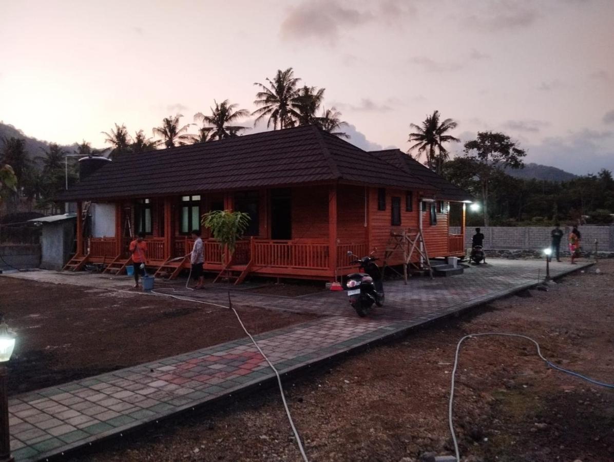 Mandalika Queen Hostel Kuta (Lombok) Exterior foto